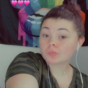 Meet your Posher, Brianna